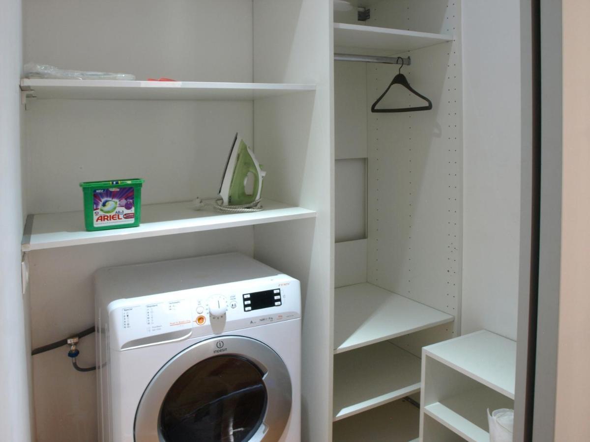 Appartamento L&C- Location And Comfort In 2 Bdr Sofia Esterno foto
