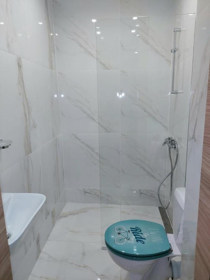 Appartamento L&C- Location And Comfort In 2 Bdr Sofia Esterno foto